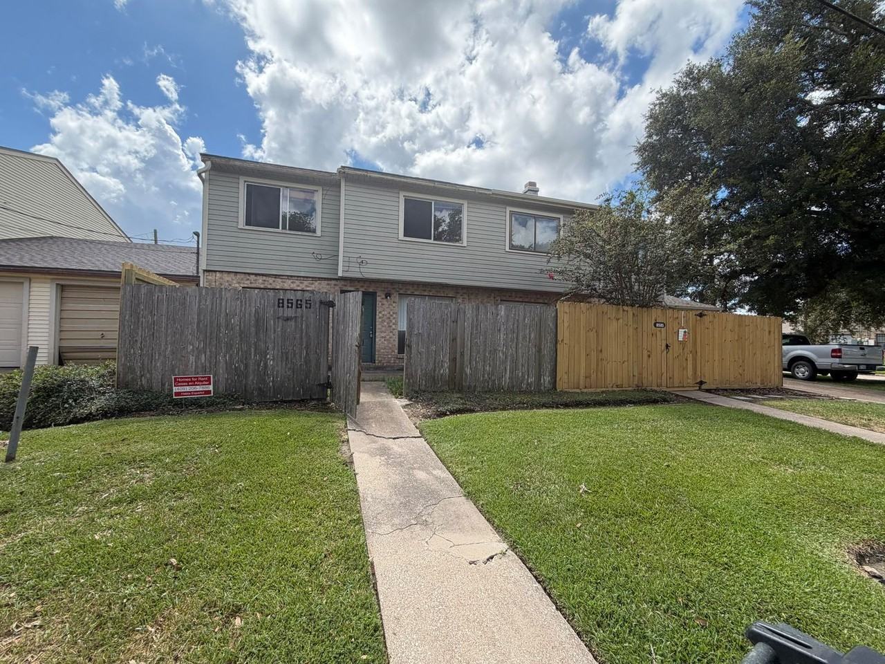 8565 Glen Meadow Ln
