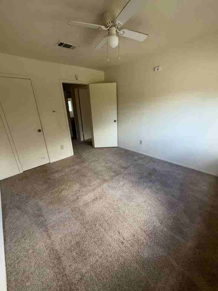 8565 Glen Meadow Ln - Photo 5 of 10