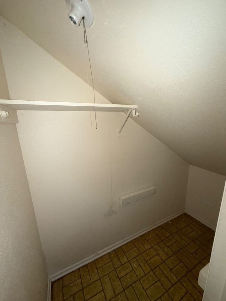 8565 Glen Meadow Ln - Photo 7 of 10