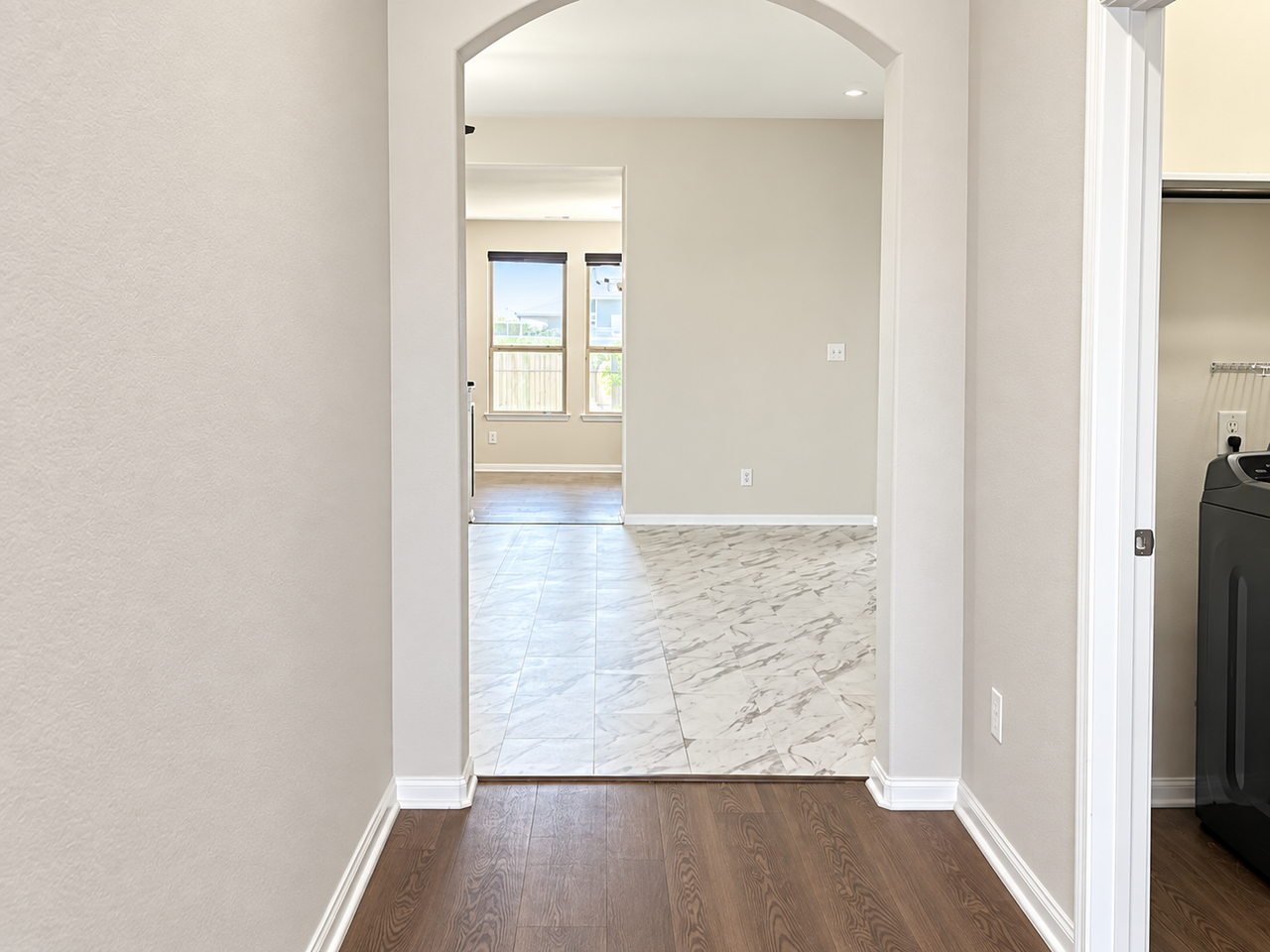 96 Jessica Dr - Photo 2 of 33