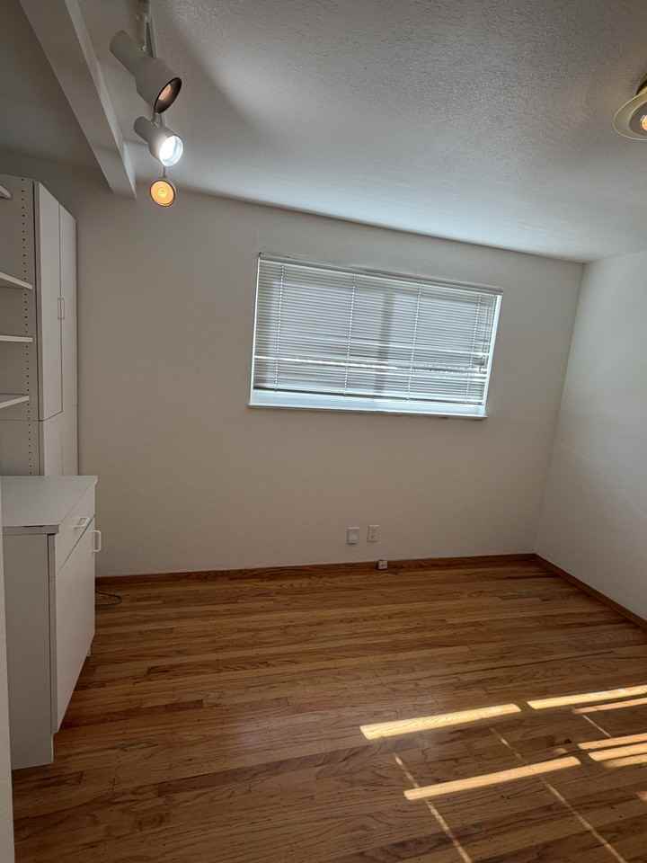 2000 Santa Cruz Ave #MAIN - Photo 2 of 12