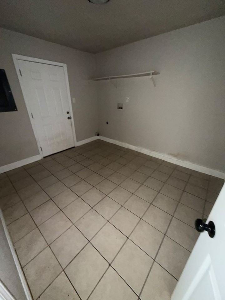 7545 Neely Rd - Photo 7 of 15