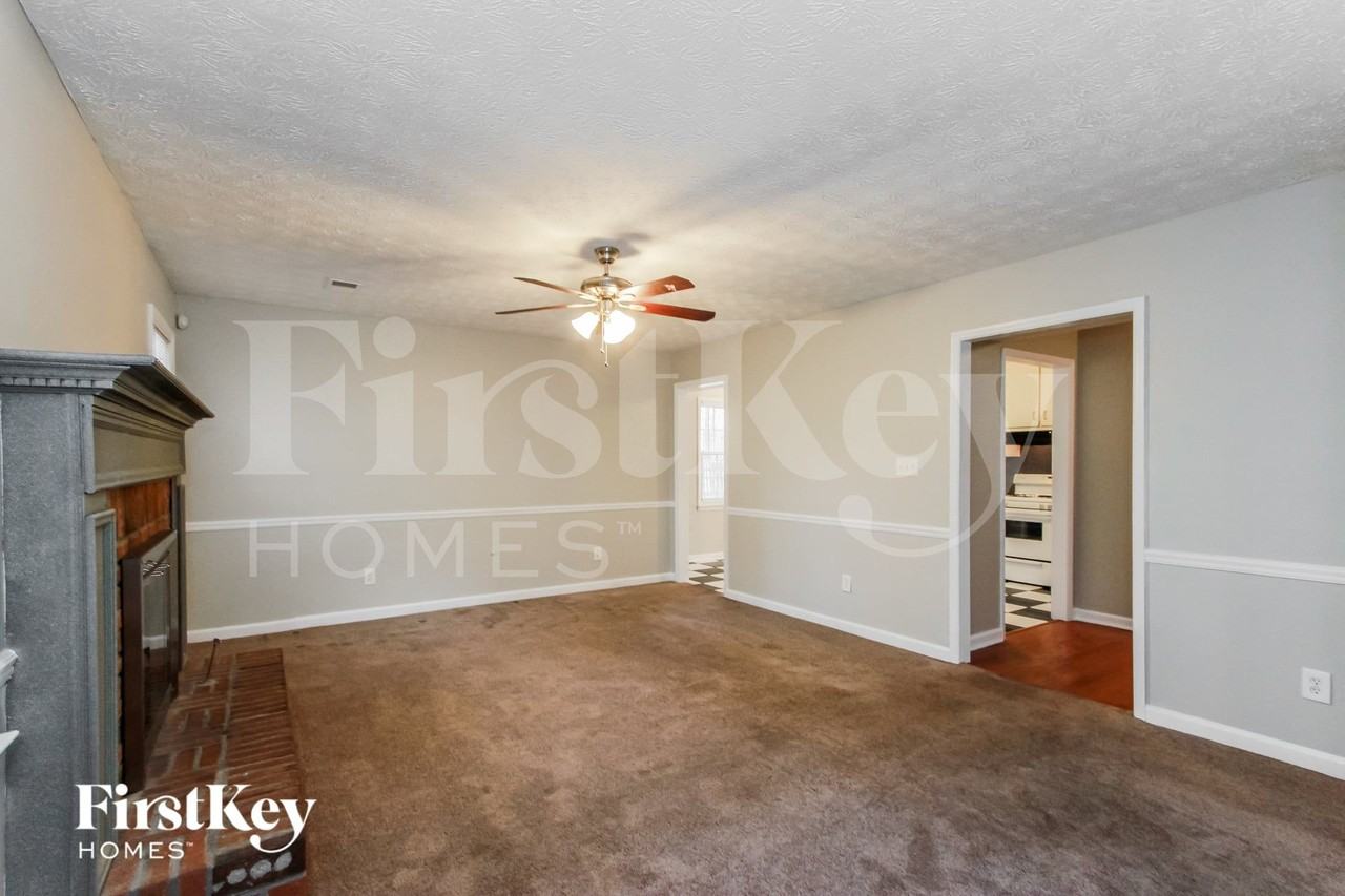 145 Fontaine Way - Photo 5 of 15
