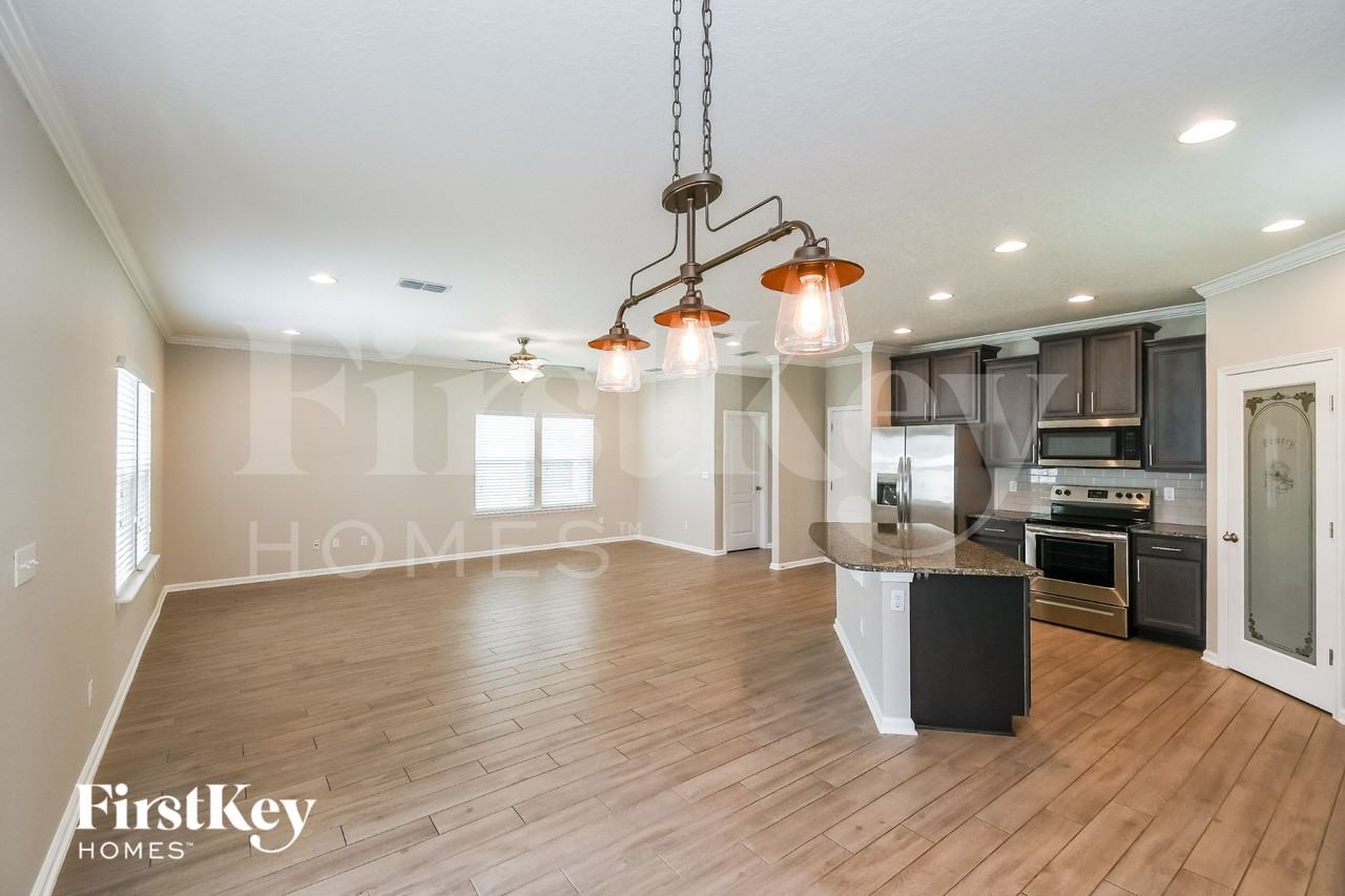 10059 Kit Fox Pkwy - Photo 4 of 15