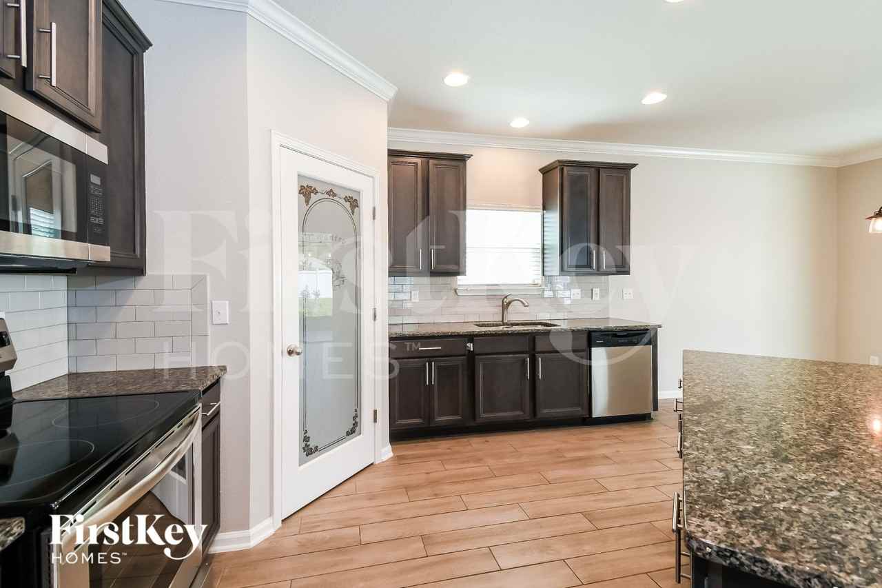 10059 Kit Fox Pkwy - Photo 5 of 15