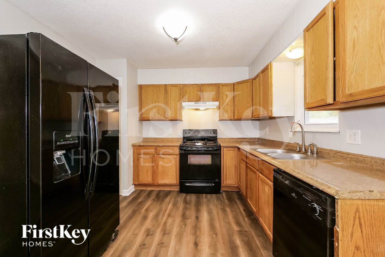309 Ne Sunnybrook Dr - Photo 6 of 16