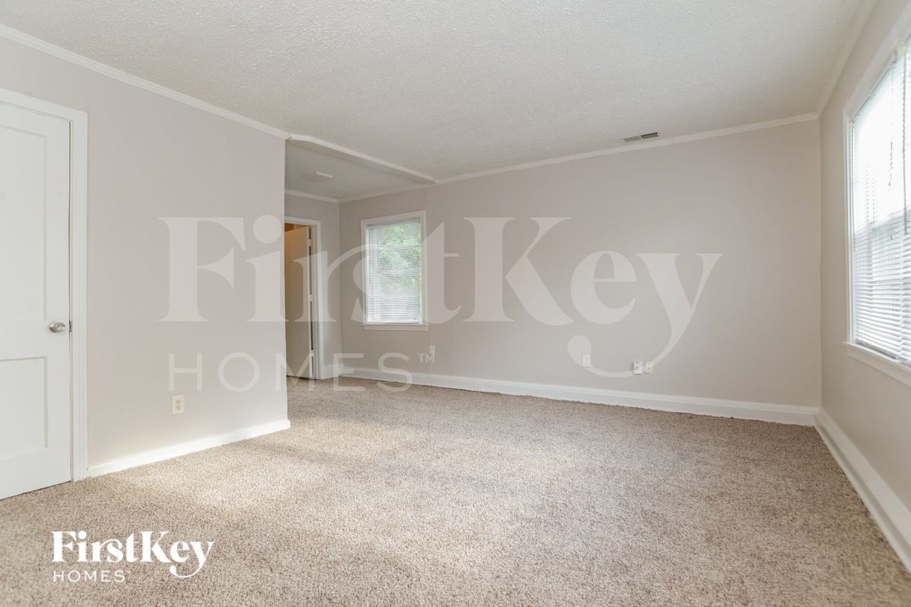 7908 Park Ave - Photo 5 of 15