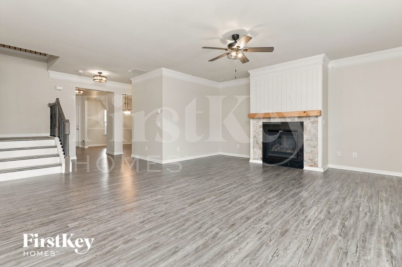 117 Malbone St Sw Street - Photo 3 of 16