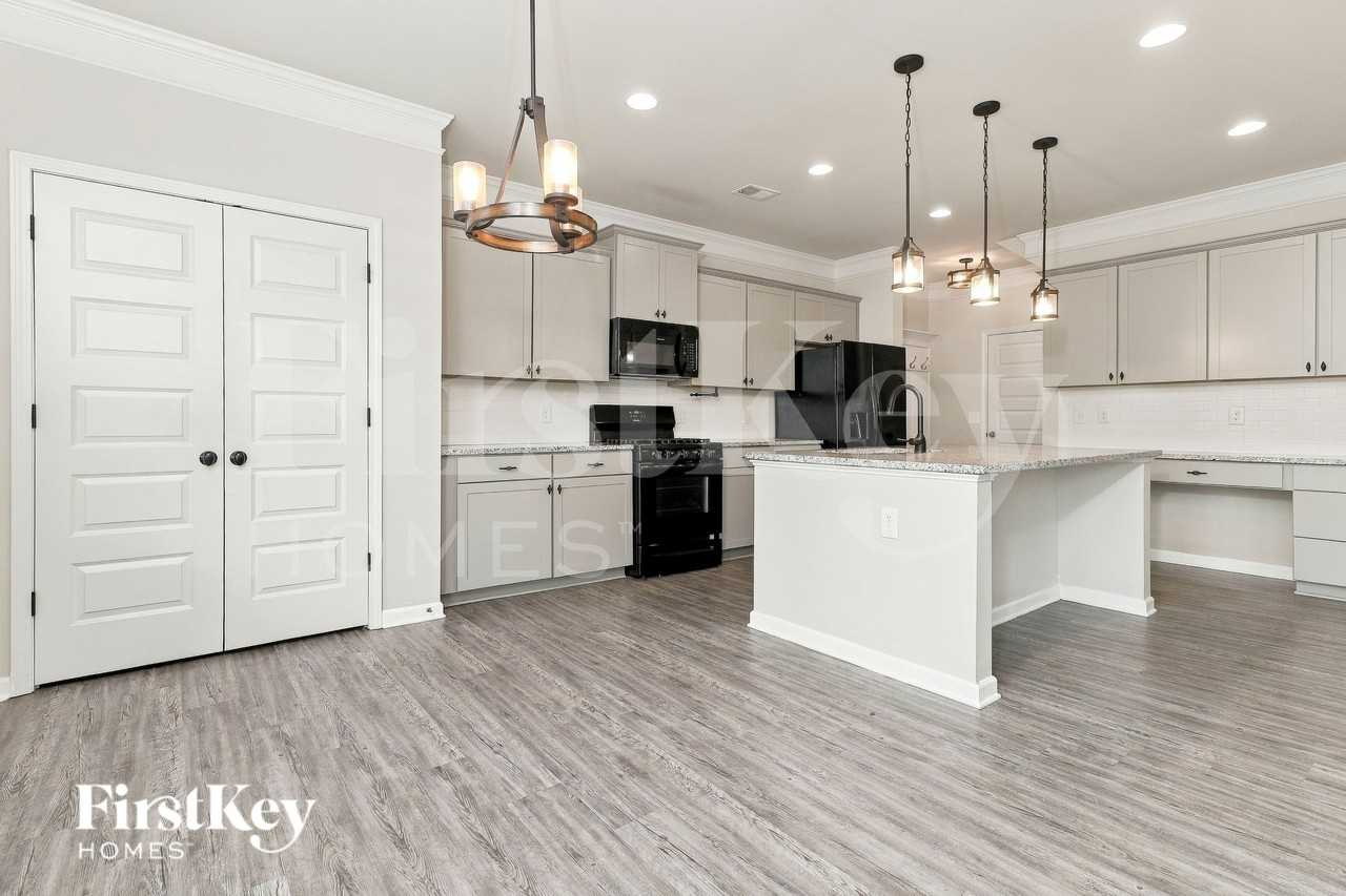 117 Malbone St Sw Street - Photo 7 of 16