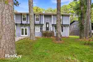 featured image of 8894 Raven Dr