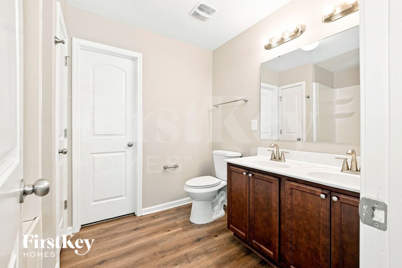2602 Meadow Knoll Dr - Photo 6 of 16