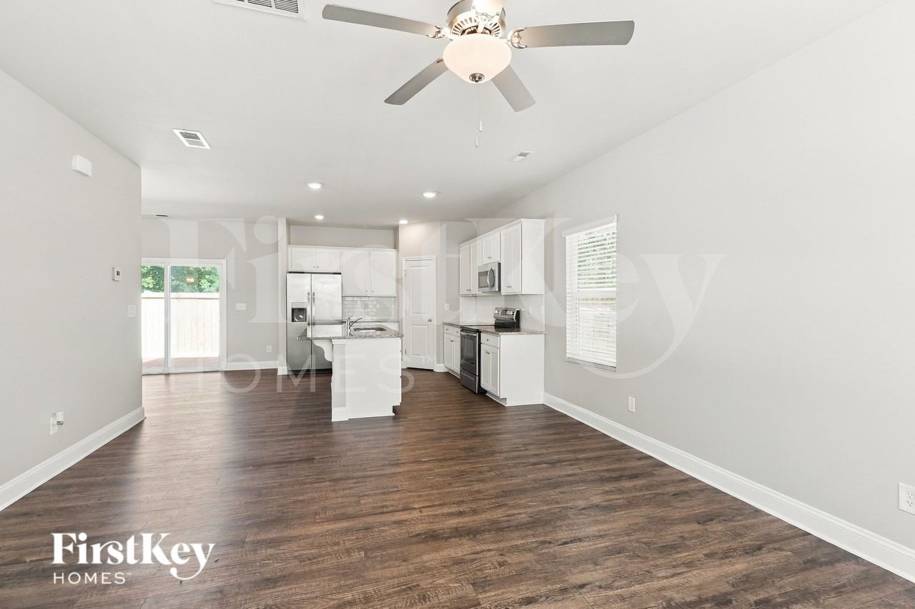 5509 Cobblestone Glen Dr - Photo 4 of 16