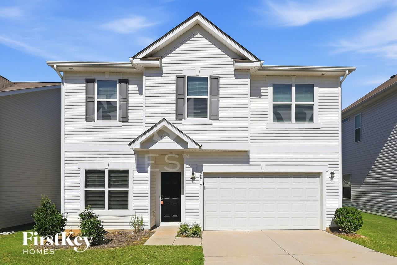2819 Curbstone Ln
