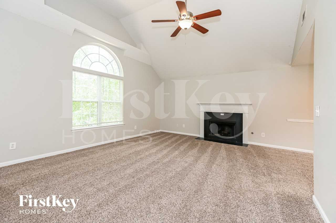 402 Legend Creek Pt - Photo 6 of 19
