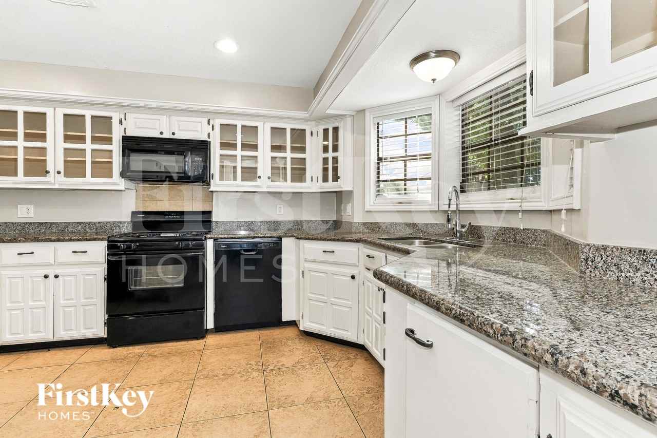12710 Ivyforest Dr - Photo 6 of 16