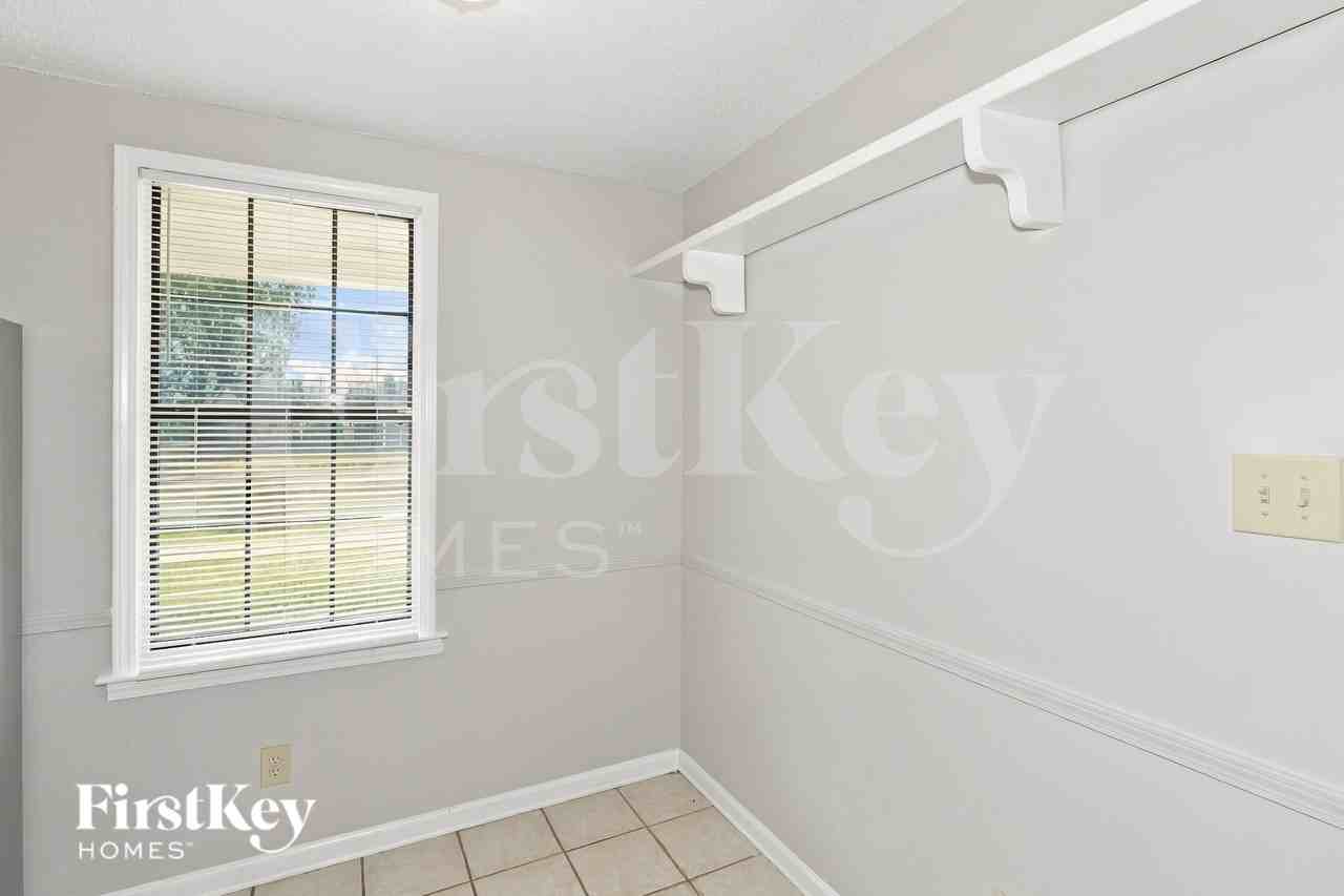 4350 Cary Hill Cv - Photo 7 of 16