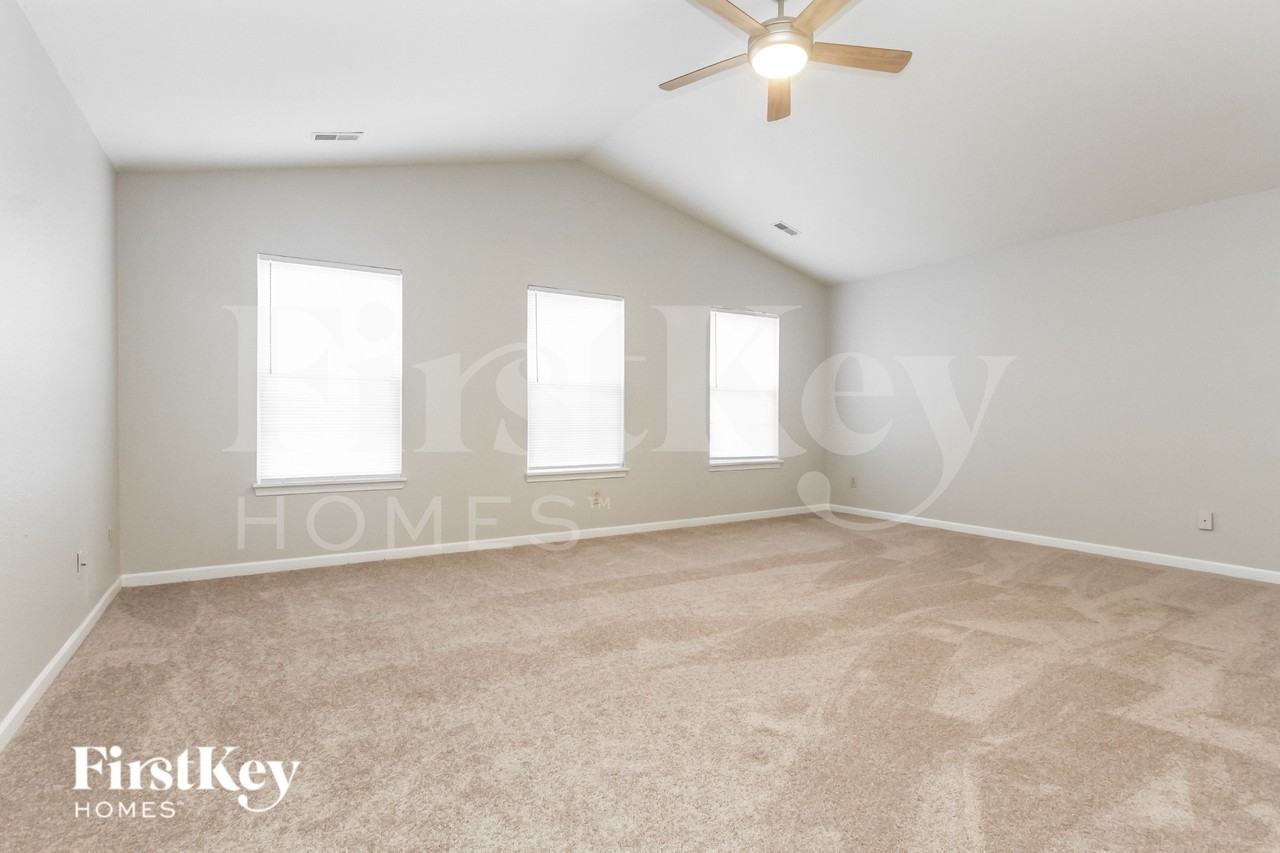860 Treyburn Green Dr - Photo 7 of 16