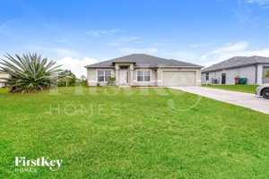 featured image of 4105 Ne 10th Ave