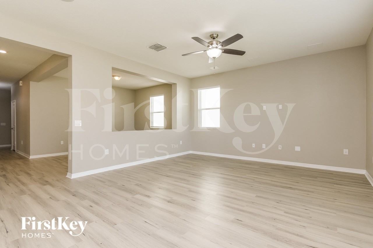 14291 Seranoa Dr - Photo 5 of 20