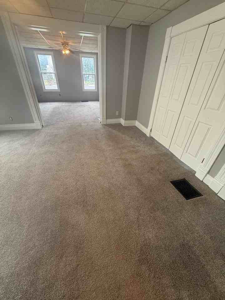 2146 W 4th St - Photo 2 of 19