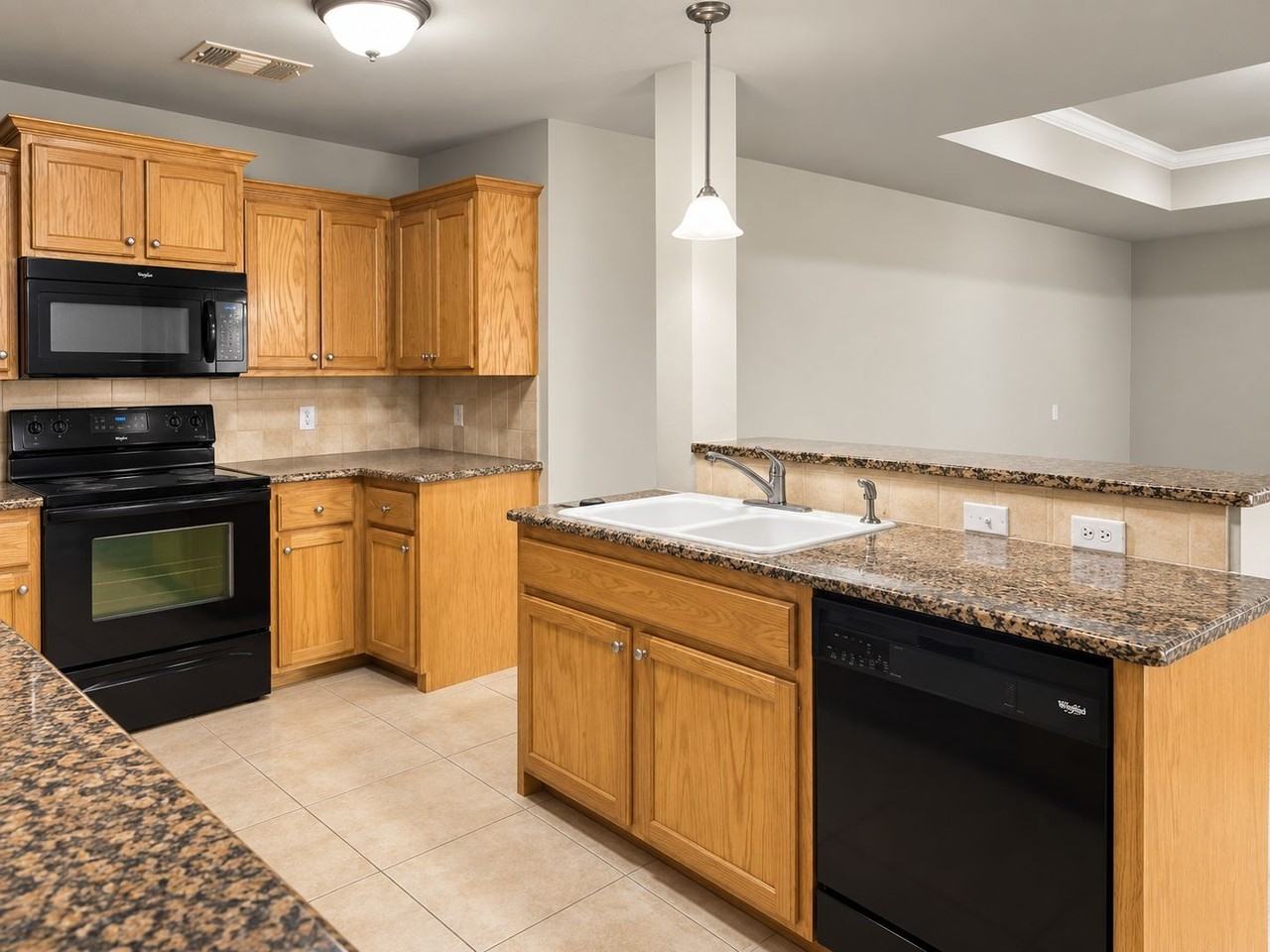2806 Steves Way - Photo 5 of 15
