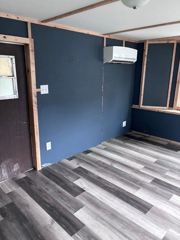 4270 E N 00 S - Photo 3 of 6