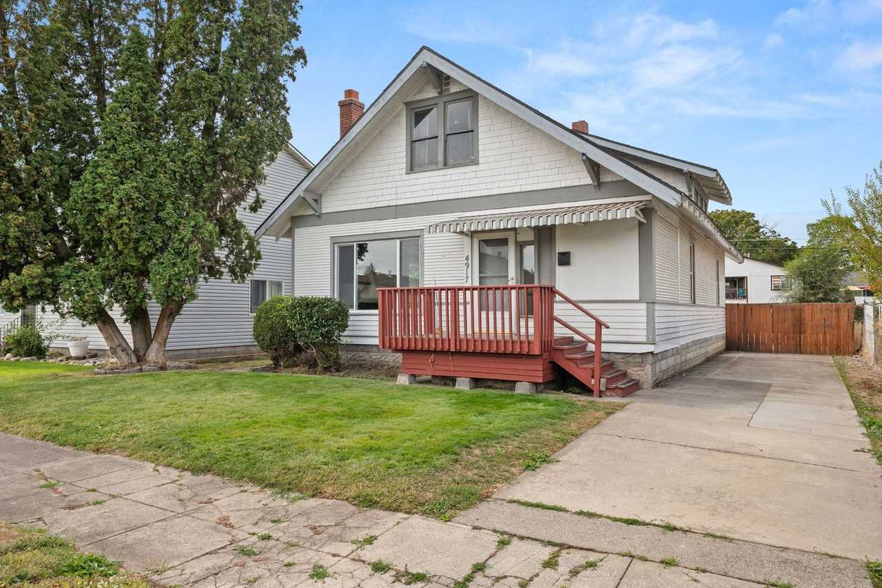 4917 N Smith St - Photo 2 of 26