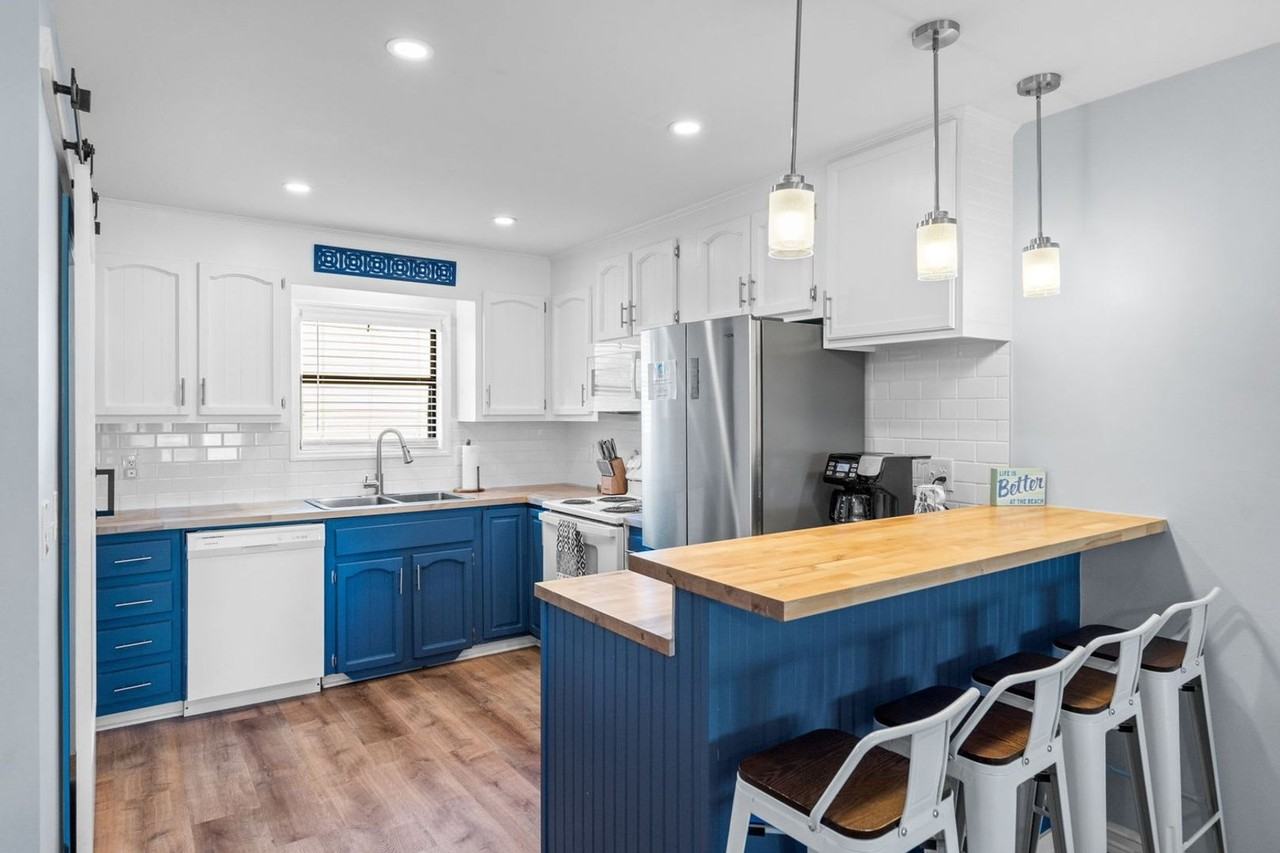 1503 Carolina Beach Ave N #1A - Photo 7 of 34