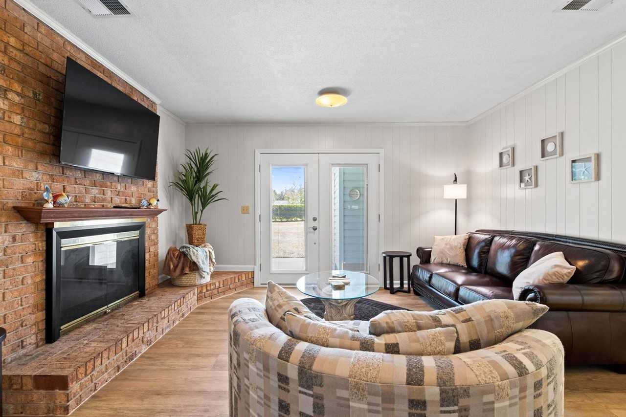 145 Cheyenne Trl - Photo 2 of 39