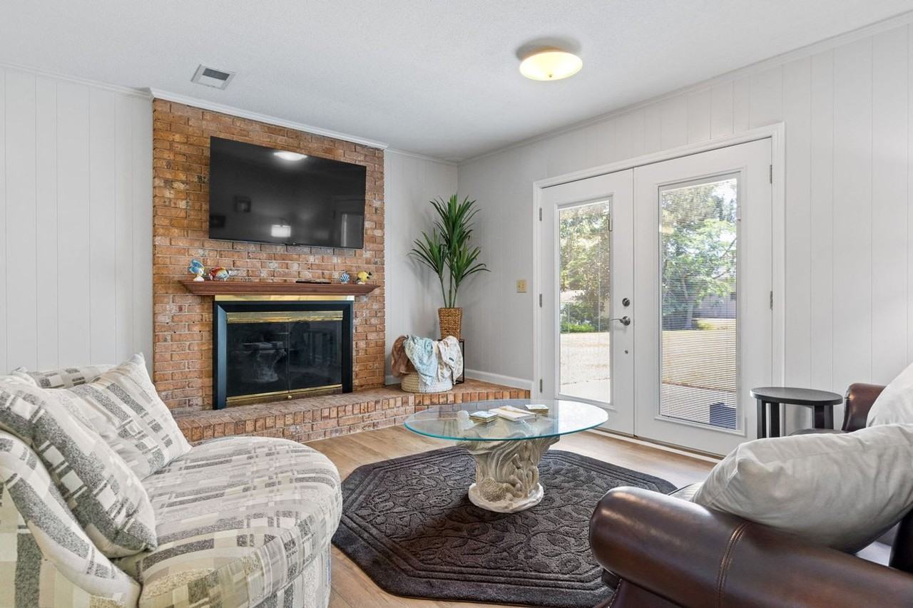 145 Cheyenne Trl - Photo 3 of 39