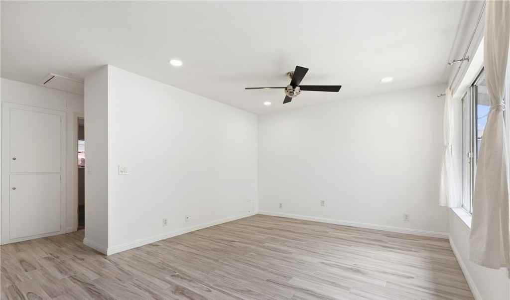 10164 Disney Cir - Photo 3 of 21