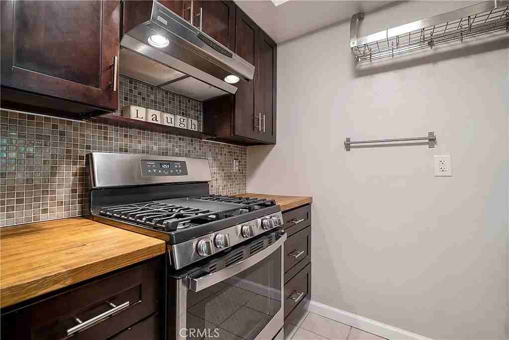 1068 Calle Del Cerro #1516 - Photo 3 of 13