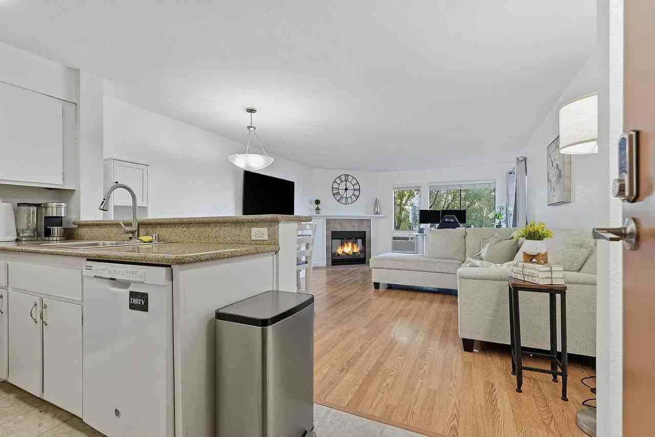 39149 Guardino Dr #247 - Photo 4 of 13