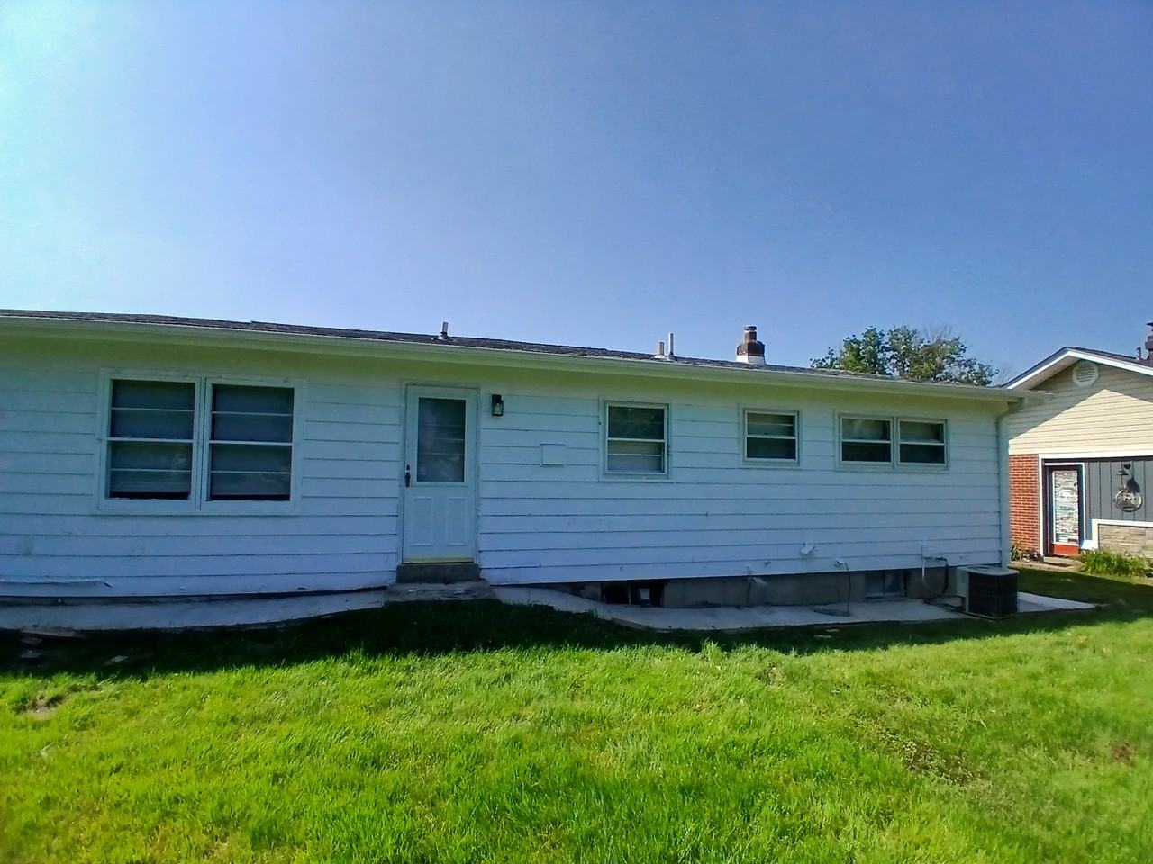 1517 Froesel Dr #NA - Photo 6 of 25