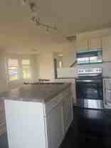 1006 Highview Ct #MAIN - Photo 1 of 1