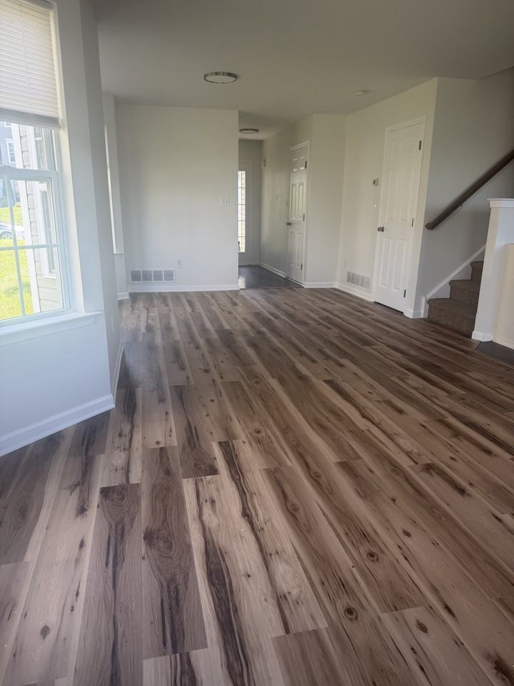1006 Highview Ct #MAIN - Photo 5 of 20