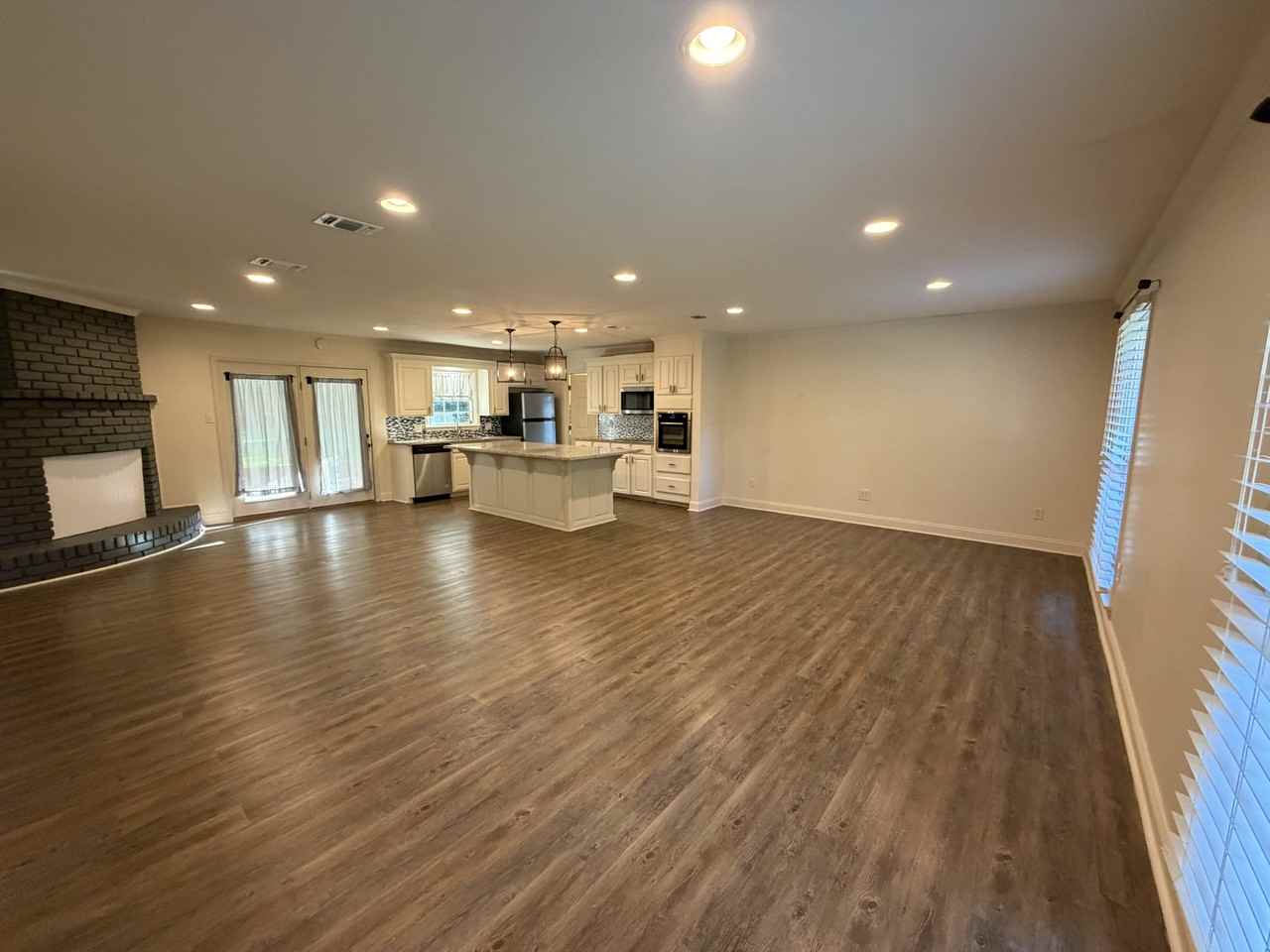 106 Southampton Rd - Photo 6 of 22