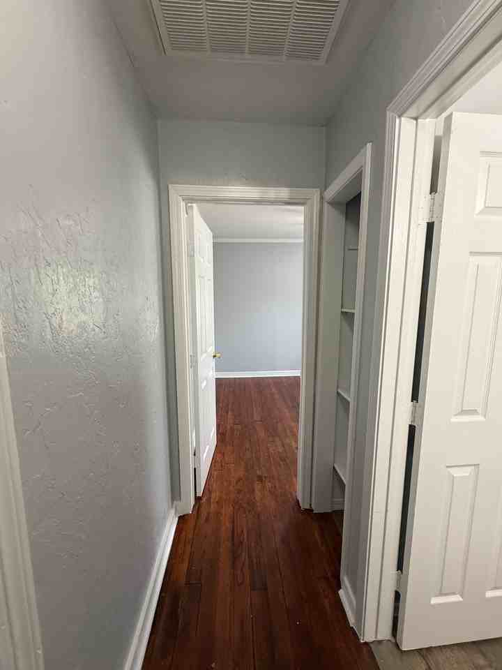 1016 Nw 99th St - Photo 7 of 12