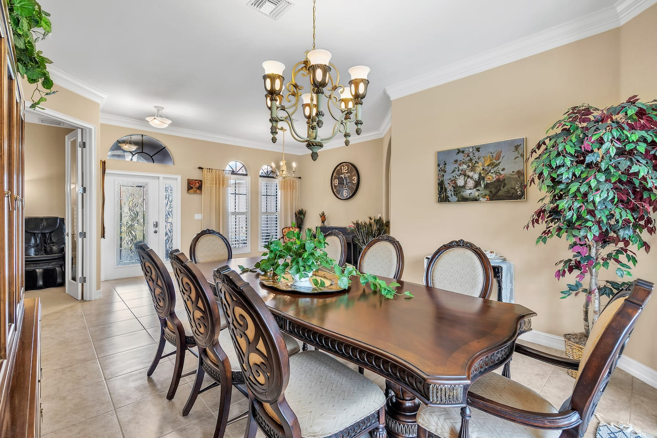 2325 Nw 26th Pl - Photo 4 of 22