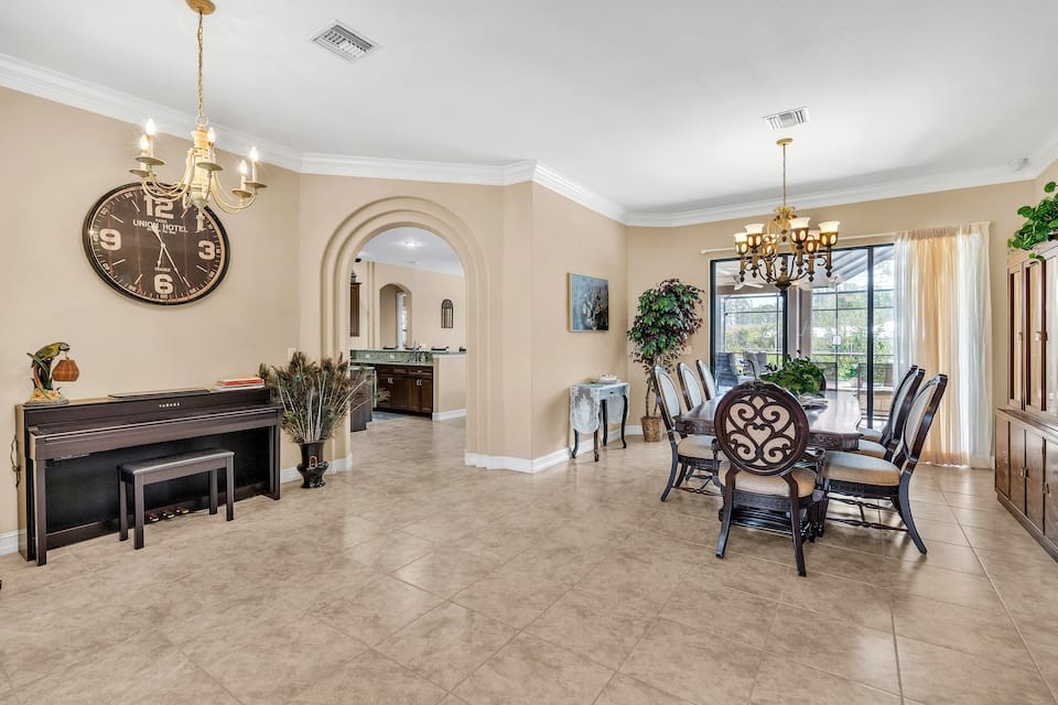 2325 Nw 26th Pl - Photo 5 of 22