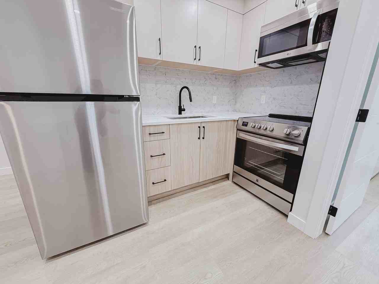 3920 77 St Nw Lowr - Photo 4 of 14