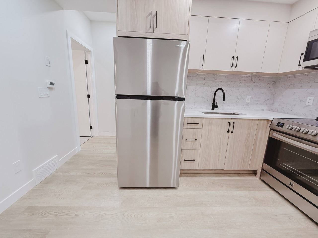 3920 77 St Nw Lowr - Photo 5 of 14