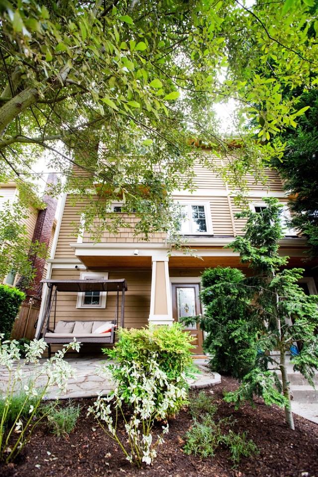 514 11th Ave E - Photo 5 of 21