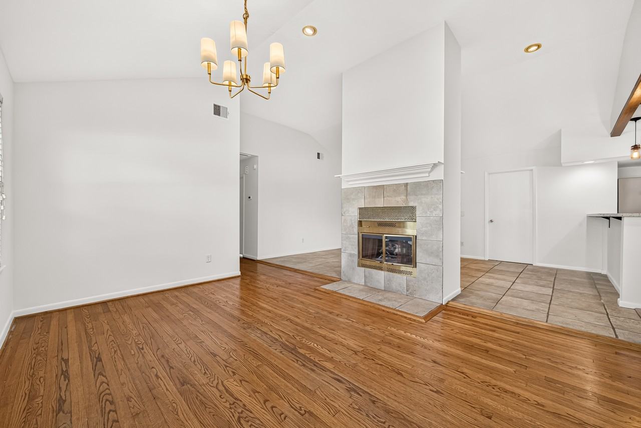 1309 Martin St - Photo 7 of 47