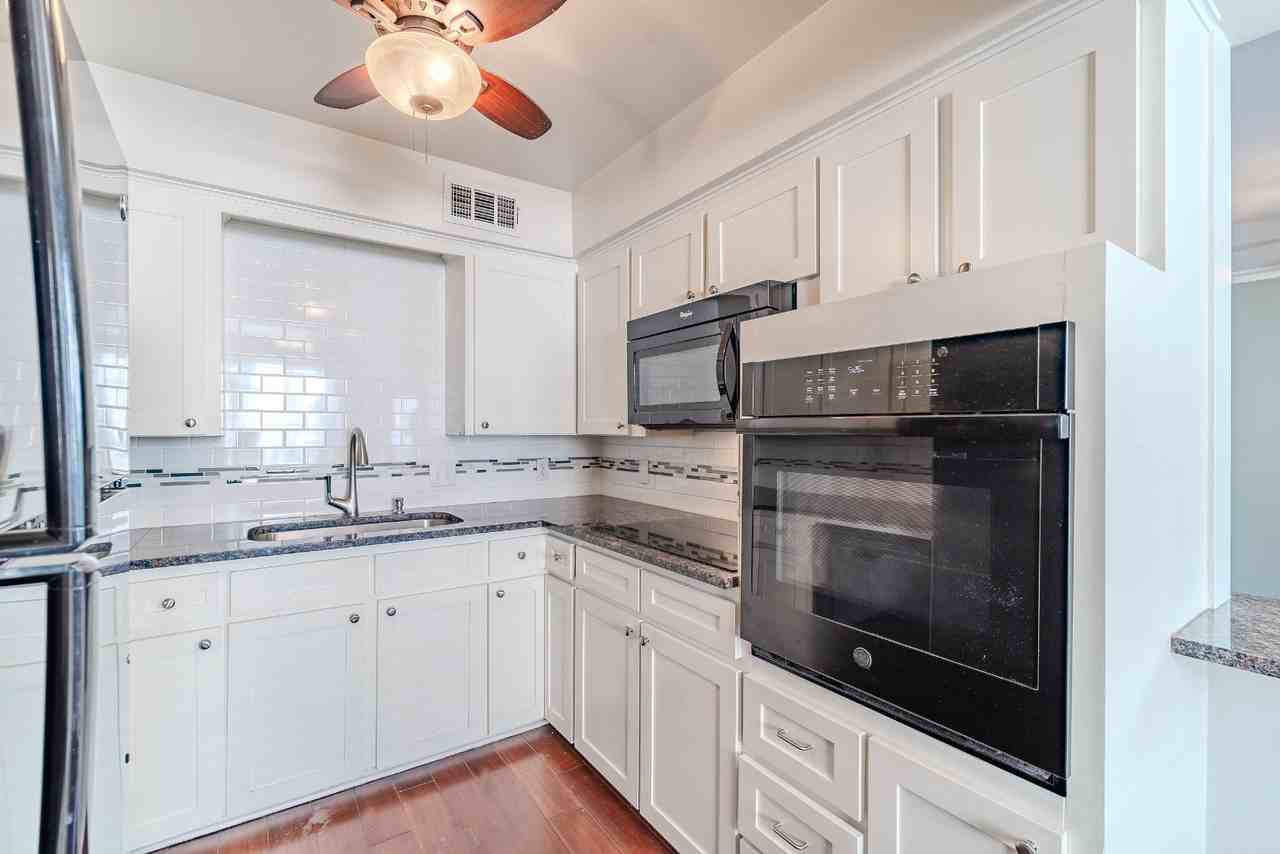 6106 Averill Way #C - Photo 6 of 33