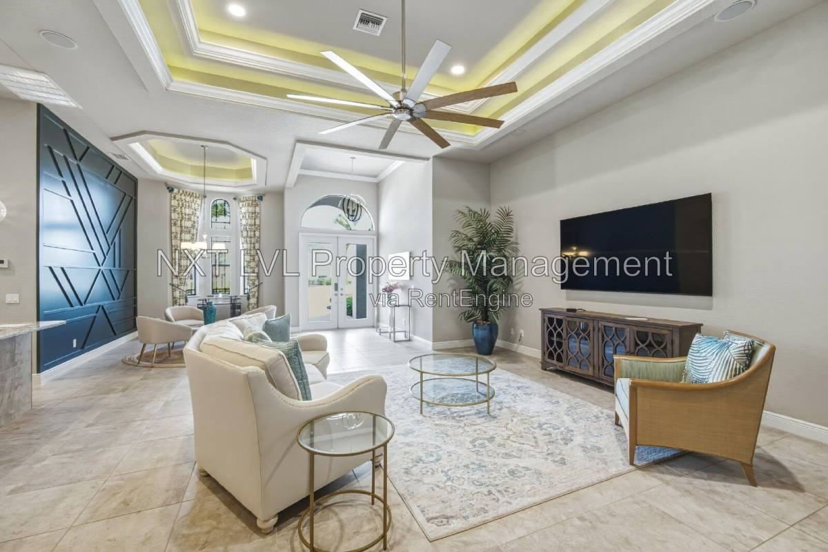 1406 Cape Coral Pkwy W - Photo 5 of 20