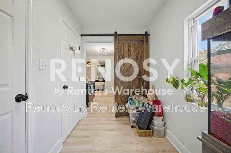 981 Wolcott Ave - Photo 5 of 35