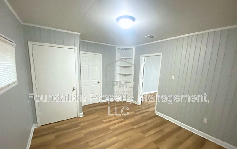 408 Jacklyn Ave - Photo 7 of 11
