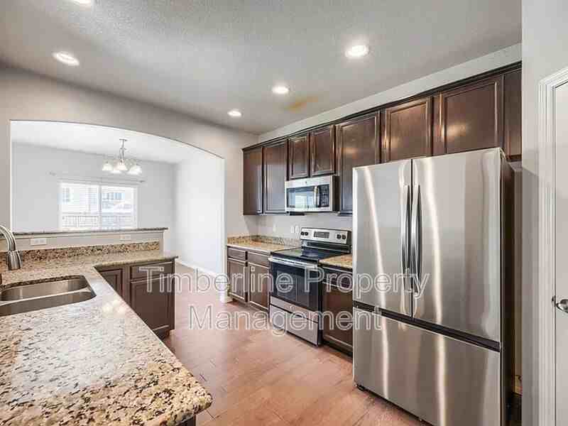 10202 Boulder Ridge Dr - Photo 2 of 21