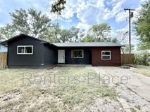 2214 S Poplar St - Photo 1 of 1